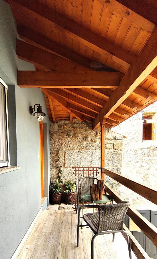 Casa Rural D 'Avo - Sossego Do Campo - 5 Adultos Alhais Kültér fotó